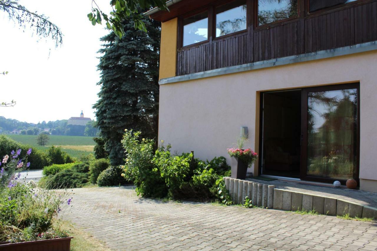 Ferienwohnung Im Gruenen Diesbar-Seusslitz Ngoại thất bức ảnh