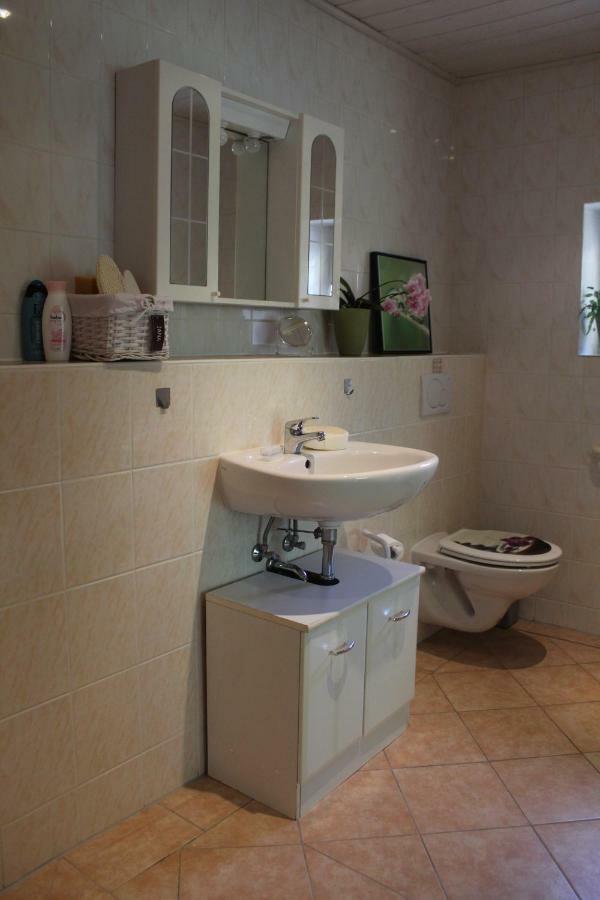 Ferienwohnung Im Gruenen Diesbar-Seusslitz Ngoại thất bức ảnh